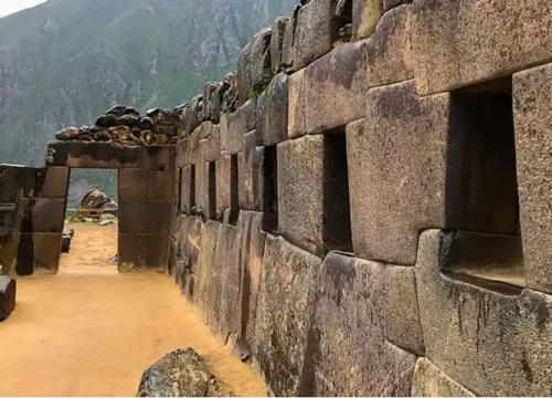 Ollantaytambo